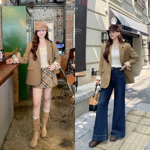 
TAKIYAS SHOP blazer/plaid skirt/jeans