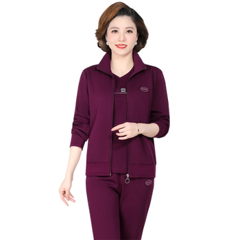 Middle -aged and elderly leisure three -piece maternal installation sports suit
