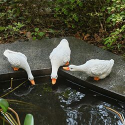 Outdoor Courtyard Artificial Duck Ornaments, Rockery Pool and Fish Pond Landscaping Resin Garden Animal Decoration Crafts