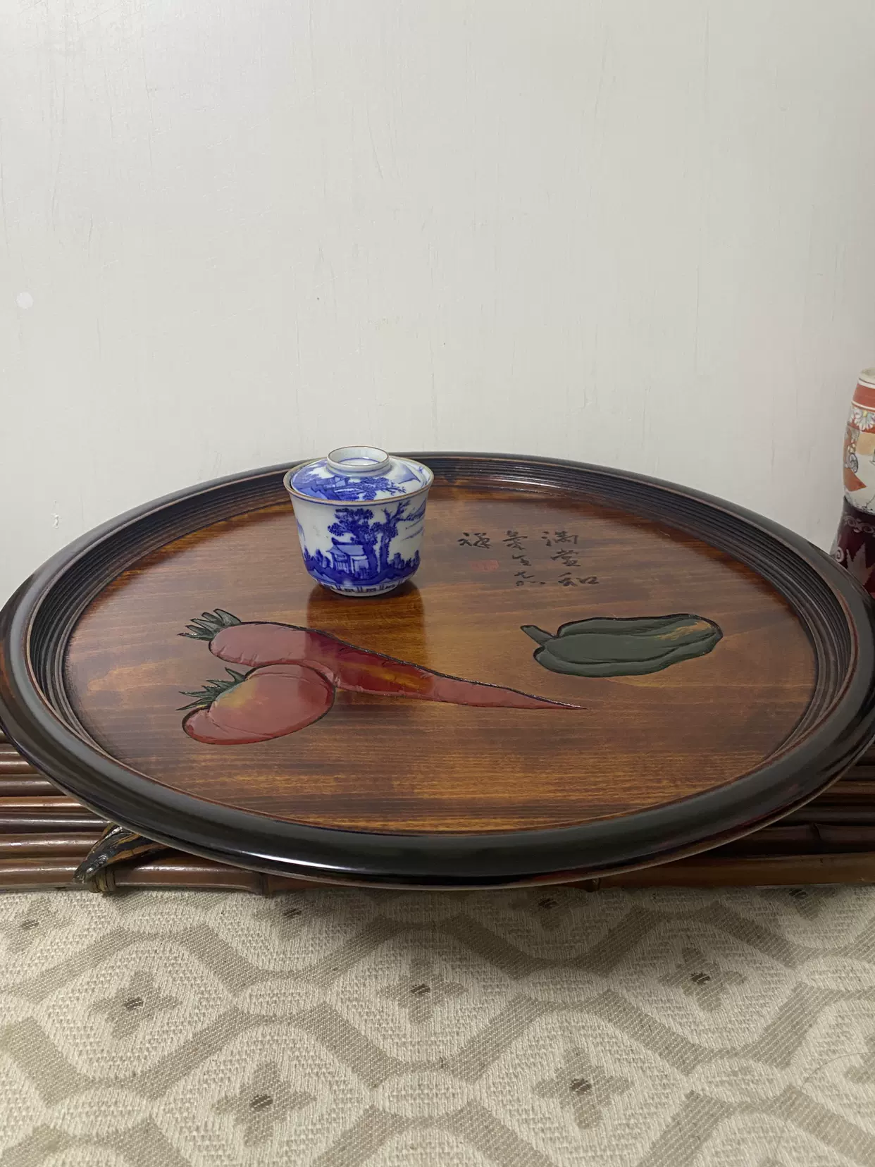 日本回流大漆实木小茶板一张，29见方，高2，有划痕，介意慎拍-Taobao 