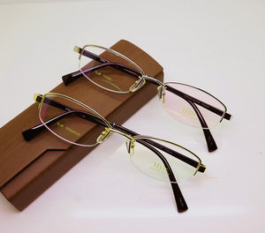 
Physical optical store pure titanium half-frame metal glasses frame for women and men professional with myopia anti-blue light frame 6394