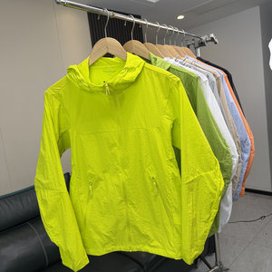 
Couple model! UPF50! Foreign trade men's spring and summer outdoor breathable and comfortable hooded sun protection casual jacket
