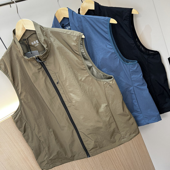 
U home! Outdoor functions! Foreign trade men's clothing for spring men and women couples windproof vest casual versatile vest jacket