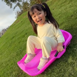 Snowboard for Children Aged 6 to 12, Thickened and Wear-Resistant, with Brakes, for Skating and Sand Gliding, Snow Sled