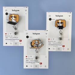 Cute Abstract Acrylic Retractable Badge Holder for Nurses with High Aesthetic Value