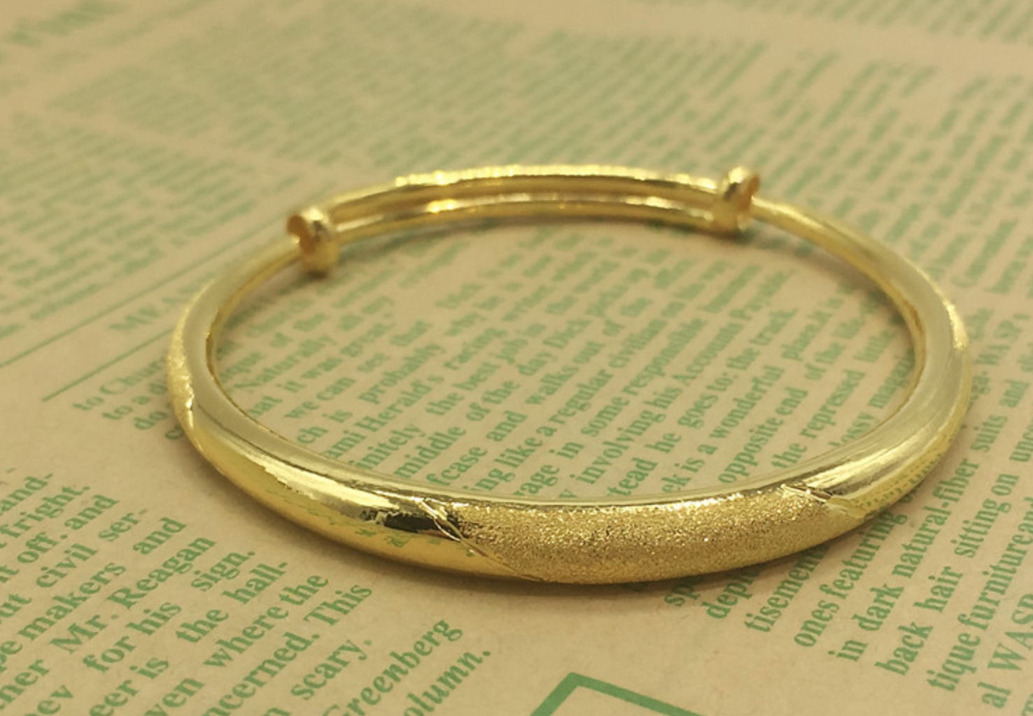 王族珠宝磨砂光面推拉手镯