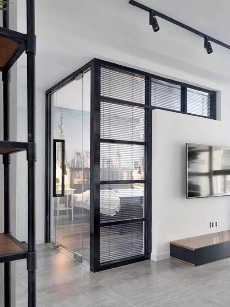 表弟家98㎡,卧室用玻璃墙,通透翻倍!