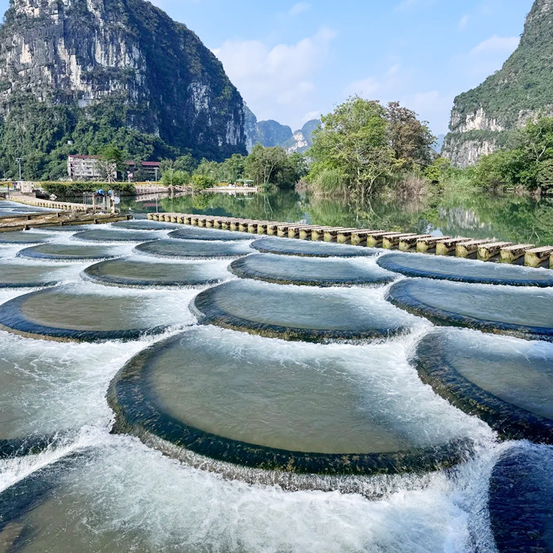 广西崇左百色巴马五日游 德天瀑布通灵明田仕浩坤湖鹅泉纯玩跟团