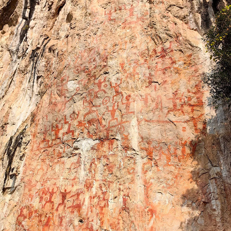 广西南宁崇左4天3晚纯玩小团德天瀑布明仕通灵古龙山四日跟团旅游