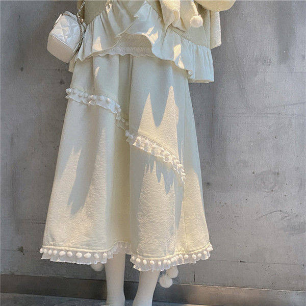 Spring and autumn and winter fat MM2-300jin [Jin is equal to 0.5 kg] Japanese half-body skirt female large size loose high waist sweet overlays, knee drooping A-line umbrella skirt
