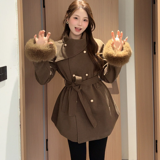 Autumn and winter 2025 great-looking woolen coats for women, French mid-length scarf, wool sleeves, mid-length woolen coats, trendy