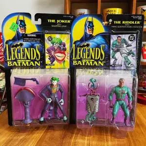 懷舊玩具蝙蝠俠Kenner Batman 動畫系列戰鬥腰帶蝙蝠俠, 興趣及遊戲, 玩具& 遊戲類- Carousell