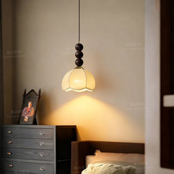 Medieval-Style Bedroom Bedside Chandelier, American Retro Wabi-Sabi Style Solid Wood Tea Room Bed and Breakfast Rechargeable Wire-Free Chandelier