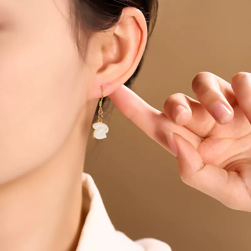 古砡耳环 ピアス 和田玉 砡製物 清時代 中国古美術 重6g 玄学旺财耳环和田玉古风耳坠纯银新中式耳饰可爱兔子