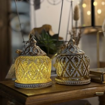 
Retro Iron Kuroda Wind Lantern Garden Decoration Grocery Ornaments Home Atmosphere Lighting Accessories Gardening Supplies Japanese Style