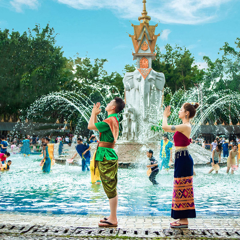 【一家一团】西双版纳旅游-傣族园+中科院植物园+夜游纯玩一日游