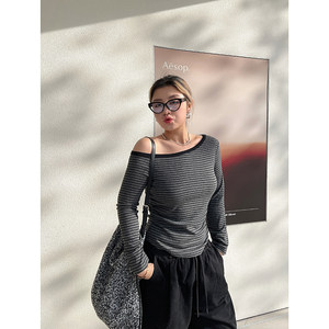 
LTGIRL2025 American simple slim large size comfortable slim side shoulder striped knit sweater base top