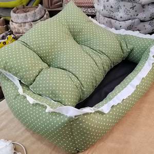 
Dog kennel for all seasons, small and medium-sized dog and cat kennel, Teddy pet supplies, flower cotton and linen kennel mat, lifelike