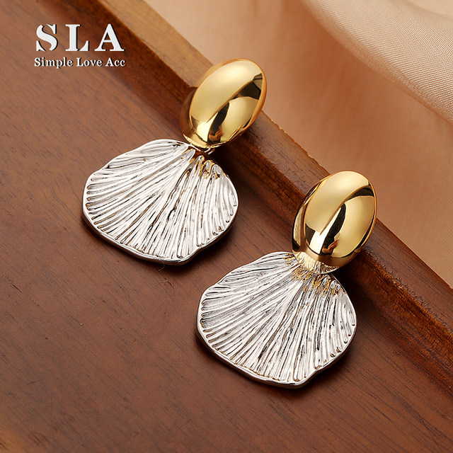 Simple Love Acc Private Cold Style Design Exaggerated Temperament Irregular Texture Silver Needle Earrings for Women