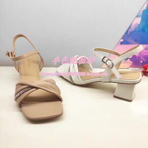 
Genuine Harson/Harson broken code summer new women's shoes sheep leather mid-heeled fashion sandals hm236035