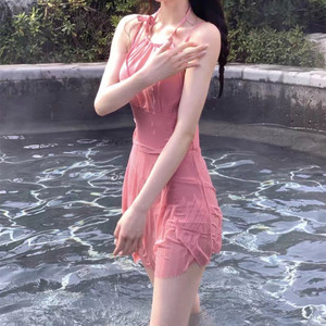 
Swimsuit Ladies 2025 new high-end small chest halter neck dress style hot spring bathing makes you look slim and conservative to cover your belly pure desire