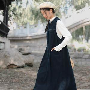 
Literary Women's Wear 2025 Autumn and Winter New Sleeveless Dress High-end Corduroy A-Line Women's Long Skirt