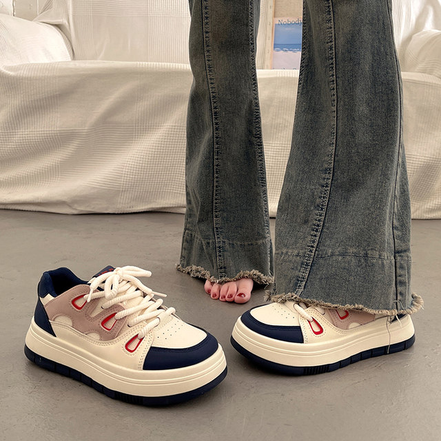 Popular Dexun thick-soled sneakers for women in autumn and winter, versatile super hot white shoes 2025 new Korean casual sports shoes