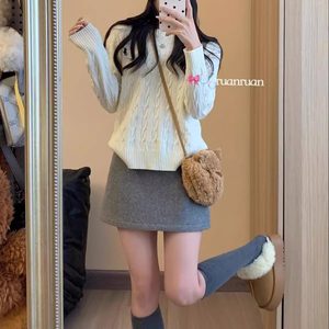 
Soft//Autumn and winter Korean style high-end slimming woolen thickened half-length A-line skirt for small people butt-covering skirt