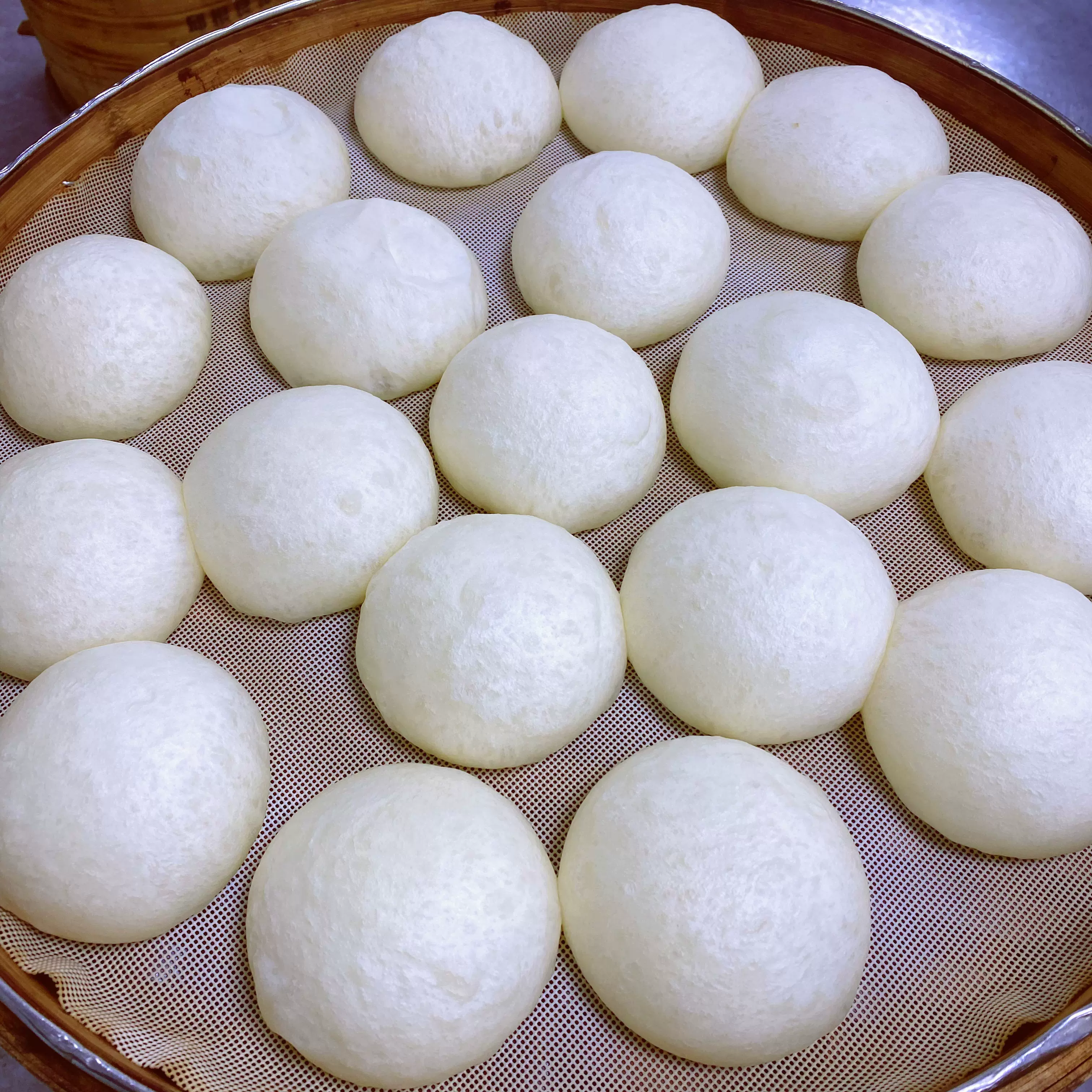 桐庐土特产张金林空气面包杭州美食糕点纯手工酒酿馒头喜宴大馒头