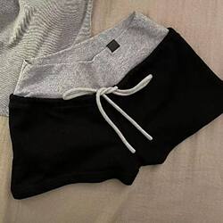 Casual American-Style Spicy Girl Sports Shorts for Women, 2025 Summer New Style, Loose Fit, Slimming, Mid-Waist, Wide-Leg Hot Pants