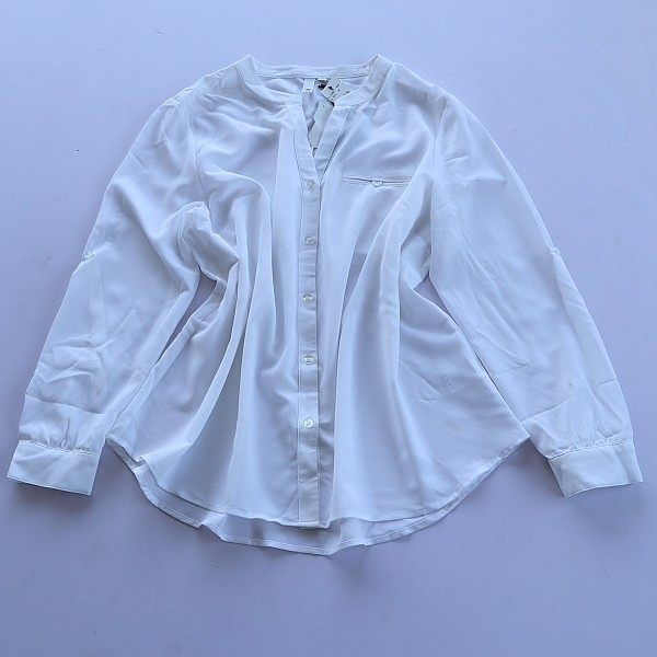 Spring and summer new European and American large-size women's solid color V-neck shirt, fashionable, casual and versatile A4