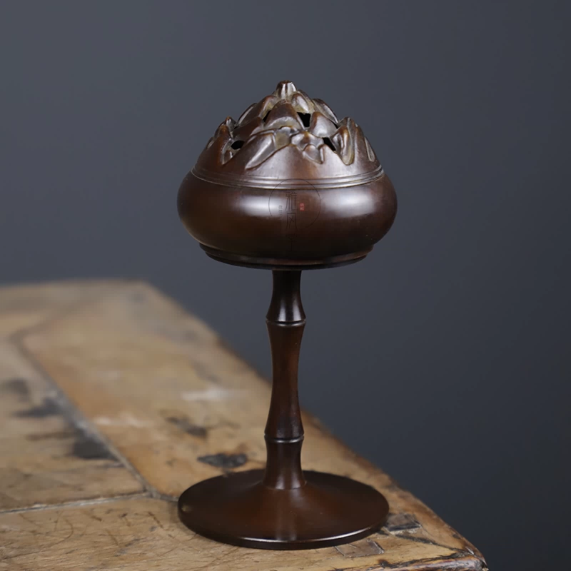 銅器 吉祥八宝蓮花薫炉 法器 宝蓮灯 仏堂薫炉 工芸品 置物 銅器 吉祥八宝蓮花薫炉 法器 宝蓮灯 仏堂薫炉 工芸