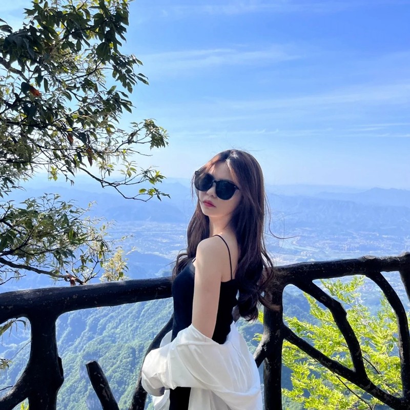 【纯玩含机票】湖南张家界旅游森林公园凤凰城芙蓉镇5天4晚跟团游