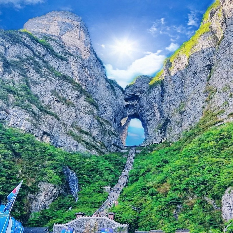 【纯玩含机票】湖南张家界旅游森林公园凤凰城芙蓉镇5天4晚跟团游