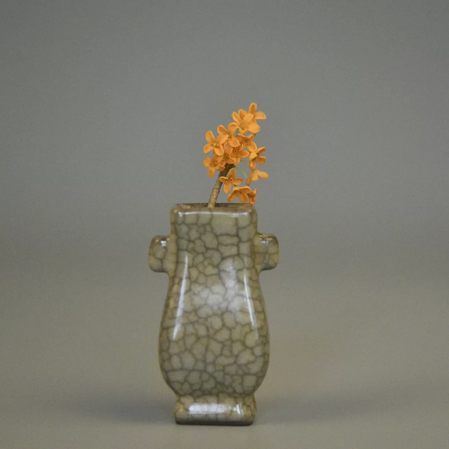 中国古美術・宋汝窯款天青釉銀口四方尊花瓶・工芸品・木箱付・文房具・風水開運・陶器 中国古美術・宋汝窯款天青釉銀口四方尊花瓶・工芸品・木箱付