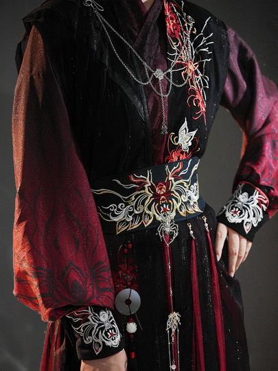 Feng Masa System Men's Song Dynasty Long Gown - Black & Red