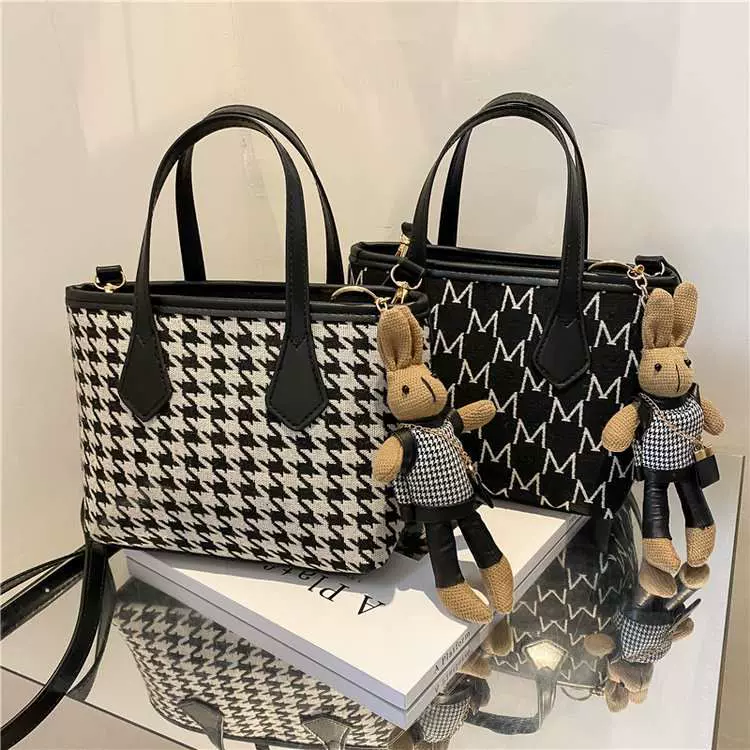 PSDGHE Fashion One Shoulder Messenger Bag Ladies Handbag Chain Box
