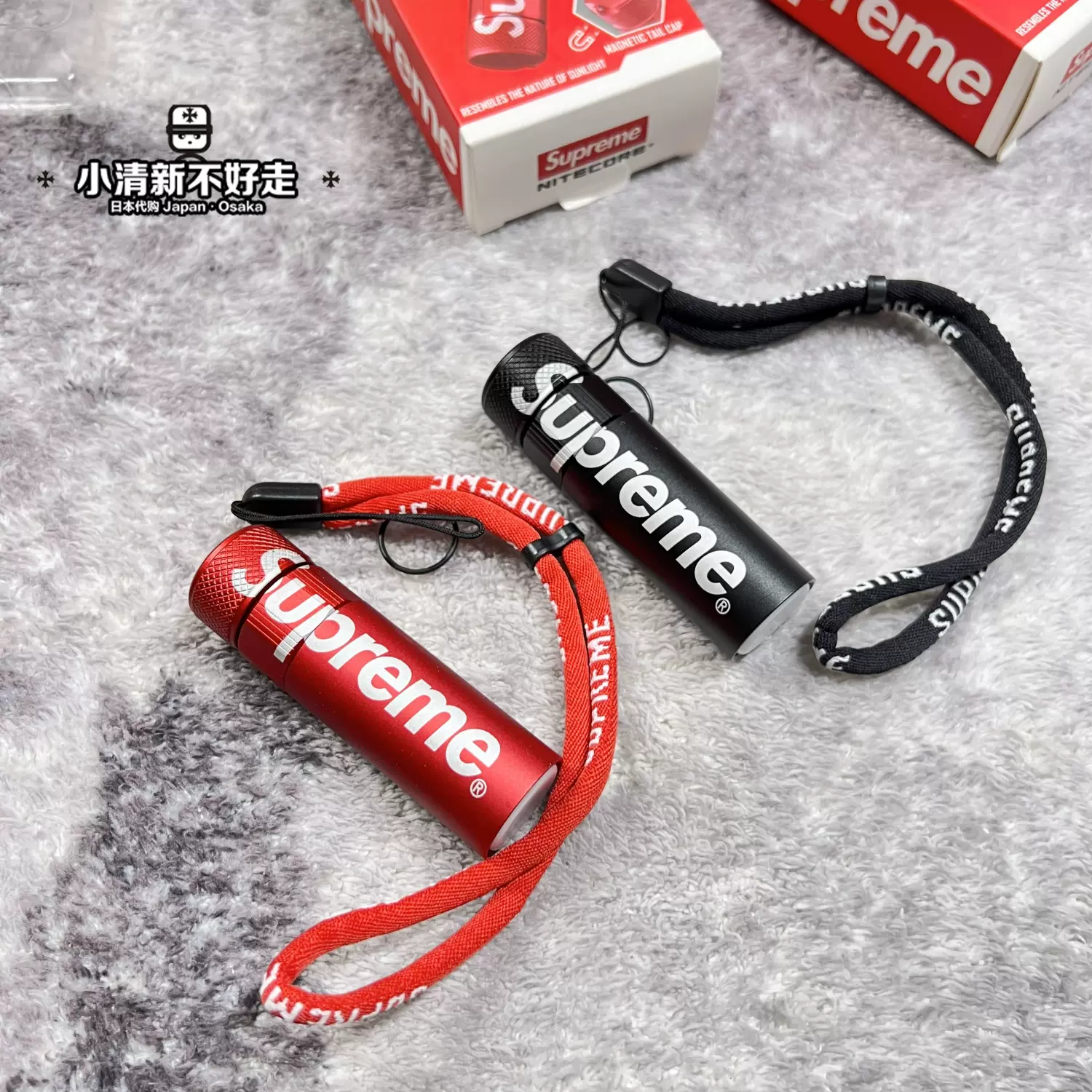 Supreme NITECORE Magnetic Flashlight 黒 Supreme Nitecore Mini