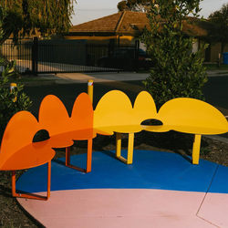 Outdoor Park Chair with Petal-Shaped Backrest, Courtyard Open-Air Leisure Chair, Outdoor Restaurant Cafe Trendy Chair, Waterproof and Sun-Resistant