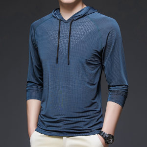 Men's summer long -sleeved solid color ice silk T -shirt outside wears inside with trendy body shirt, breathable hollow hooded, tEE
