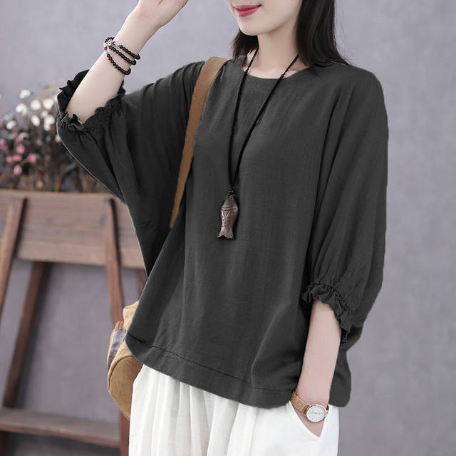 2025 new large-size women's five-point sleeve T-shirt for women's fat mm belly-covering and slimming bat sleeve base shirt top trendy