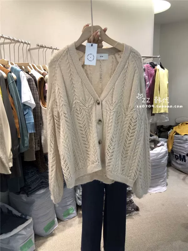 折 韩国东大门代购sia秋季气质镂空钩花v领系扣针织