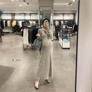 Heide Mommy's pregnant woman dress autumn and winter French elegant high -end sensory sweater skirt Lazy style mid -length dress
