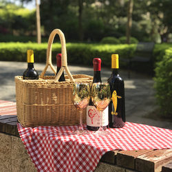 Foreign Trade Export Original Single Handle Basket Imported Imitation Rattan Pp Food Grade Environmentally Friendly Red Wine Plaid Handle Blue Willow Weaving