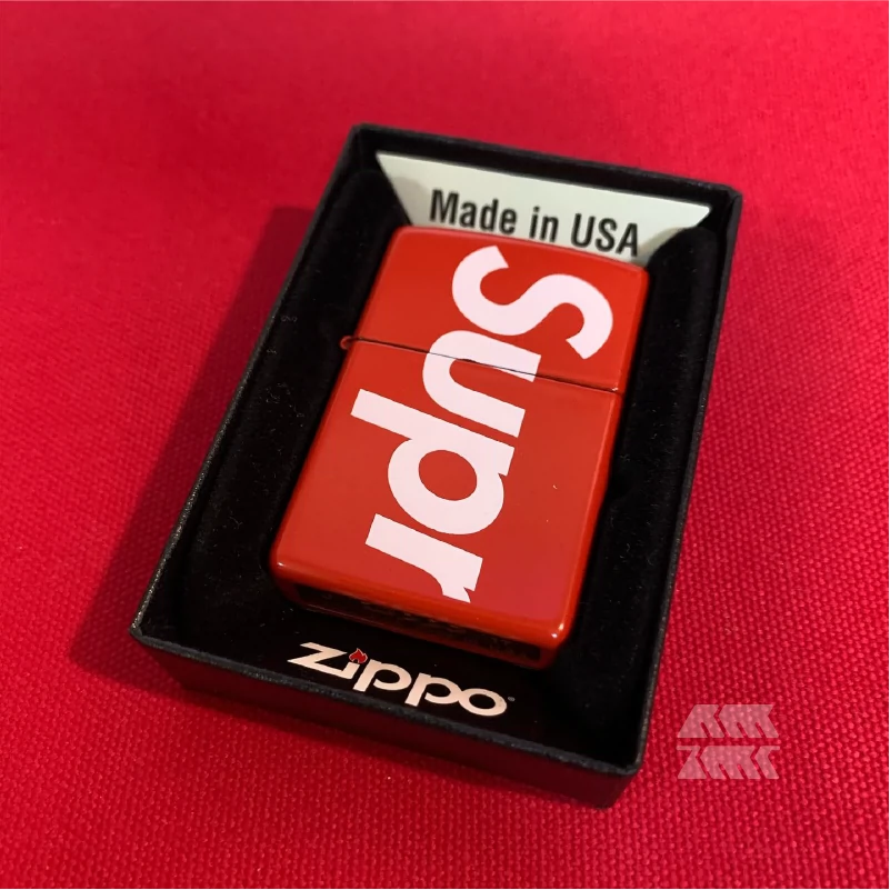 Supreme Logo Zippo 芝寶聯名打火機紅色字母Box Logo打火機18SS-Taobao