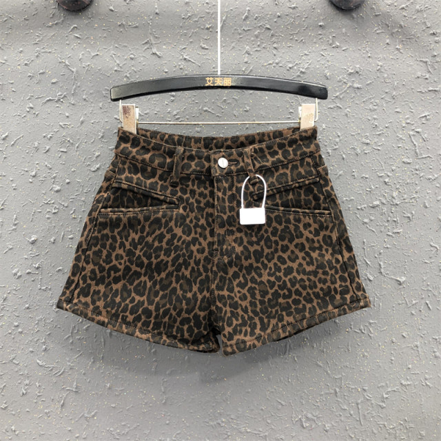 Hot girl leopard print high waist plus velvet thickened denim shorts women's 25 spring new casual and versatile base wide-leg pants