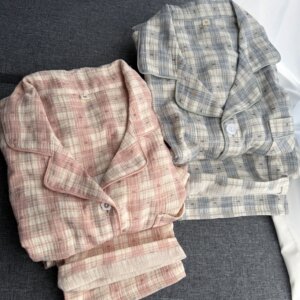 
Couple's pure cotton double-layer gauze pajamas, home clothes, baroque plaid, classic long-sleeved trousers, short-sleeved shorts