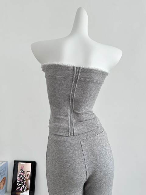 TRUST THE NOW IN KNIT TOP AND PANT SET