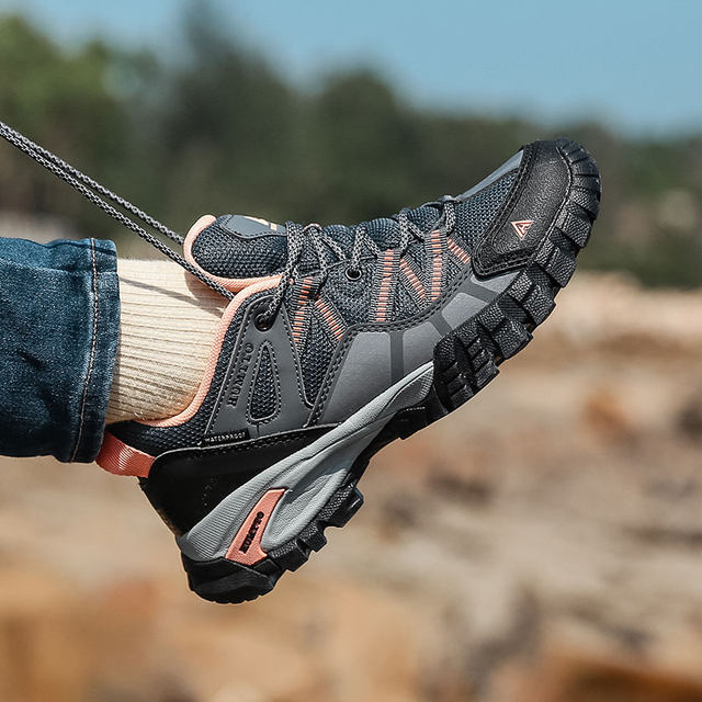 Women's summer outdoor waterproof nonslip hiking shoes, lightweight