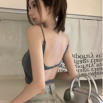 
Unique and exquisite small suspender vest with chest pad